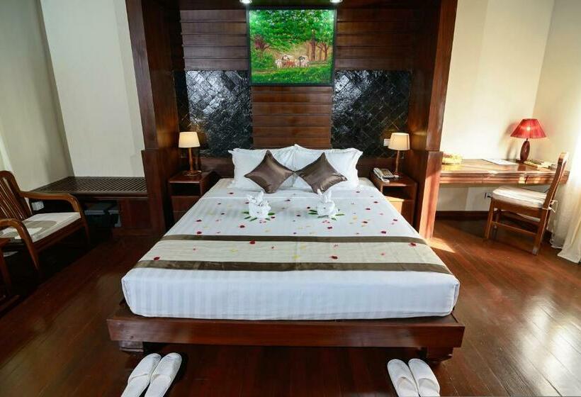 Tengerre Néző Deluxe Szoba, Blue Oceanic Bay