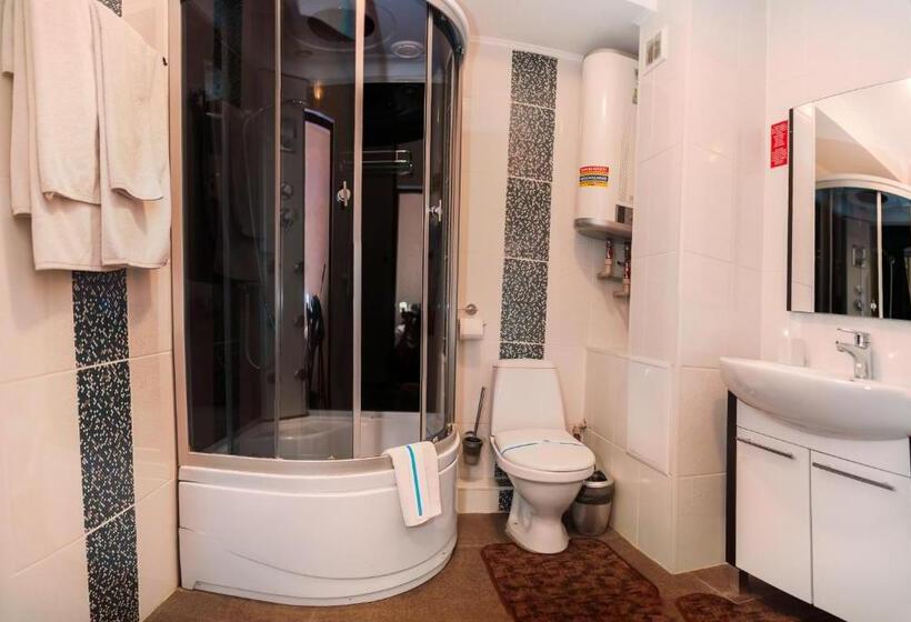 اتاق استاندارد, Mark Plaza