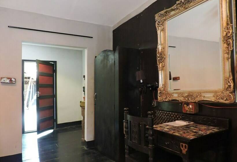 בקתה סטנדרטית, Paje By Night Bungalows