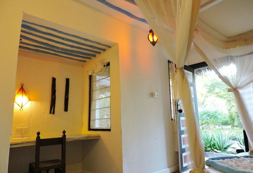 スタンダードバンガロー, Paje By Night Bungalows