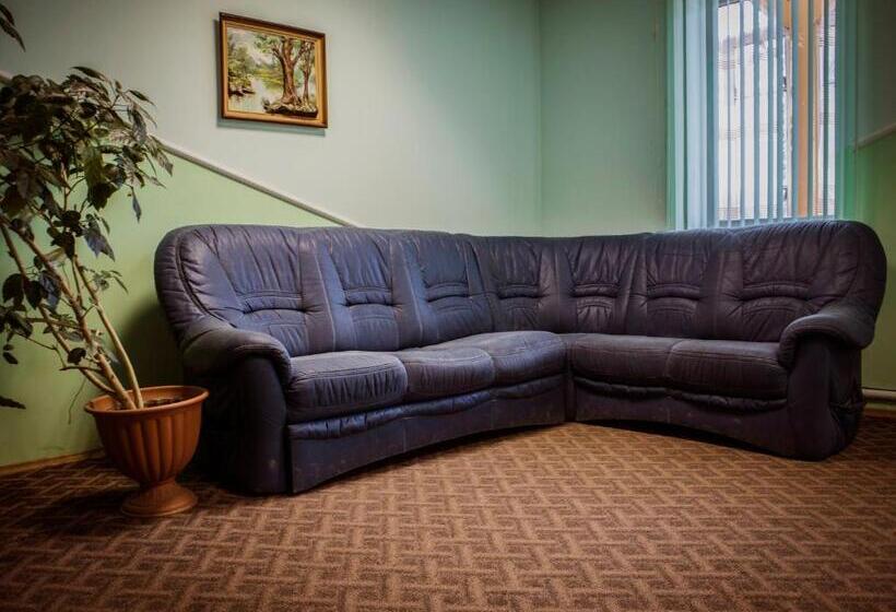 اتاق سوپریور خانوادگی, Prut