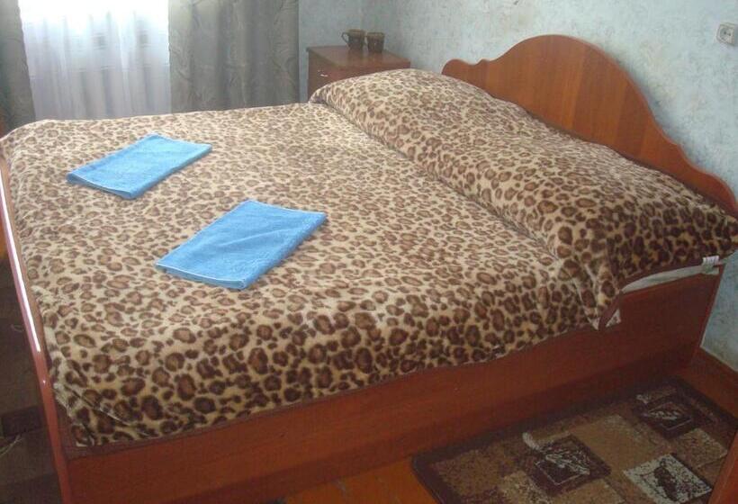 اتاق خانوادگی, Prut