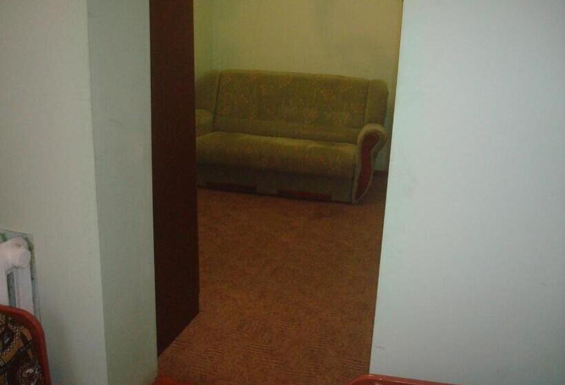 اتاق سوپریور سه تخته, Prut