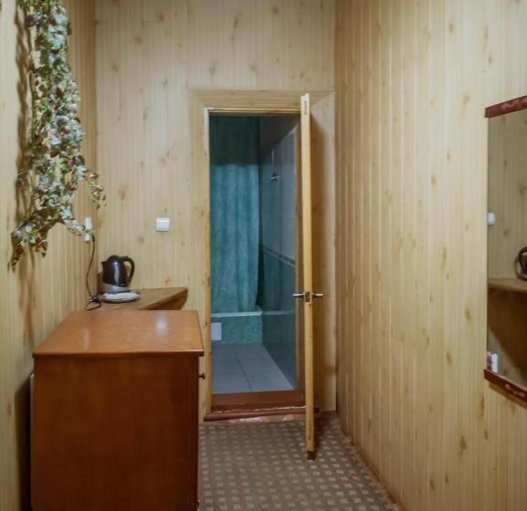 اتاق سوپریور سه تخته, Prut