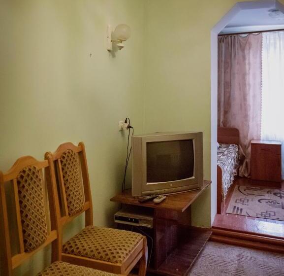 اتاق سوپریور سه تخته, Prut