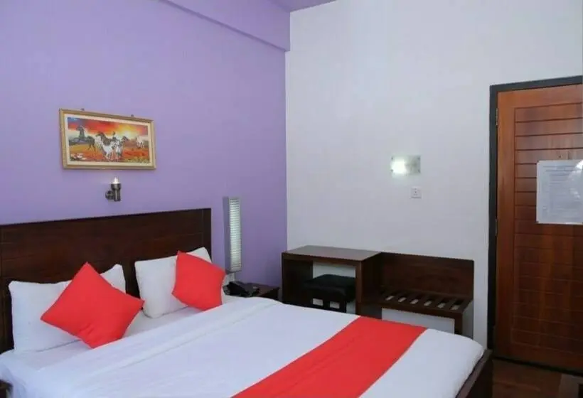 Standard-huone, Subhas Tourist