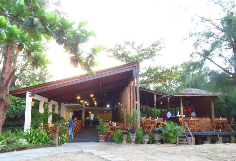اتاق لوکس با چشم‌انداز باغ, Pleasant View Resort