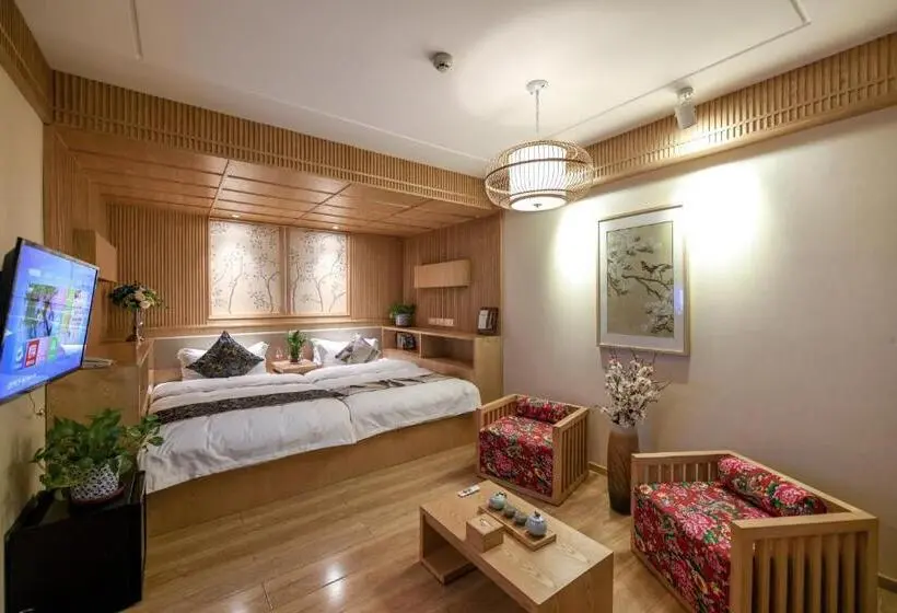 デラックスファミリールームキングサイズベッド, Water Hotel, Pingyao