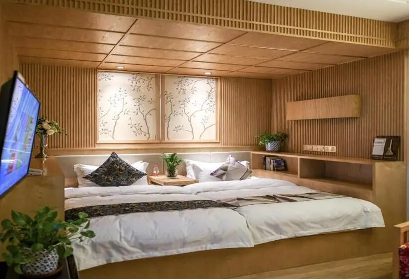 デラックスファミリールームキングサイズベッド, Water Hotel, Pingyao