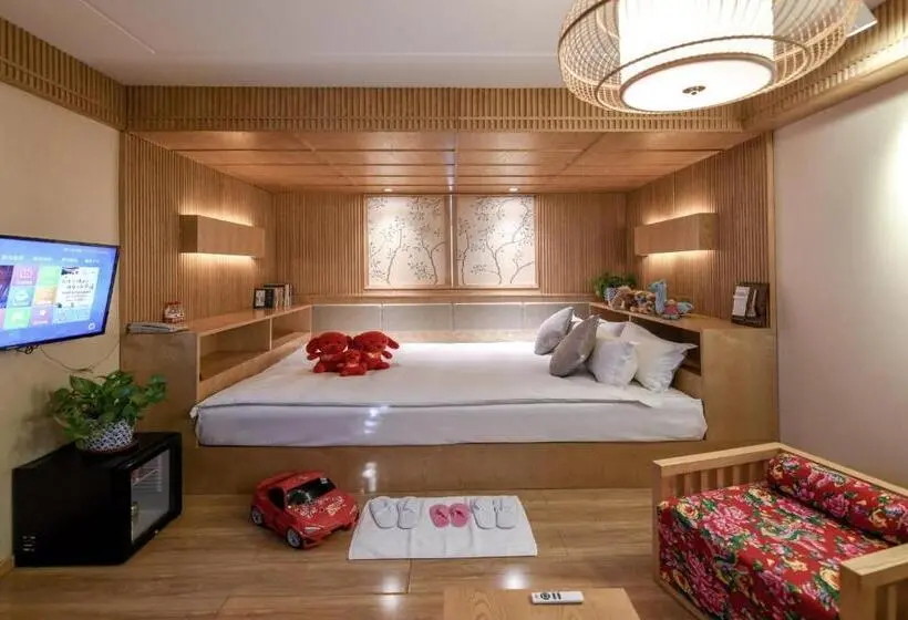 デラックスファミリールームキングサイズベッド, Water Hotel, Pingyao
