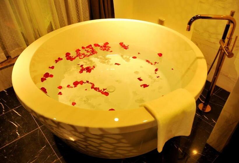 Люкс Премиум, Water Hotel, Pingyao