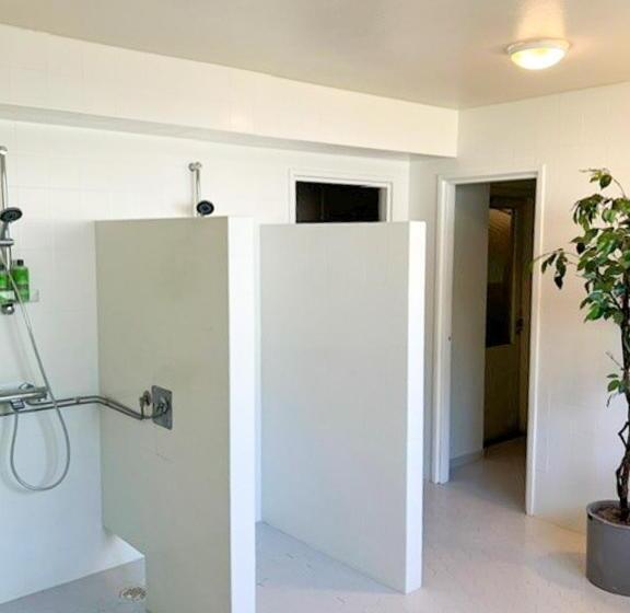 스탠다드 룸, Koivu Ja Kuusi Eräkeskus