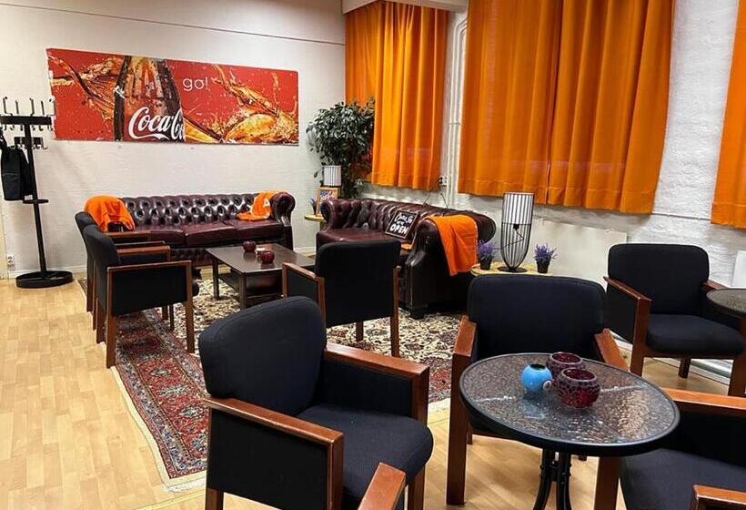 침실 1개 아파트, Koivu Ja Kuusi Eräkeskus