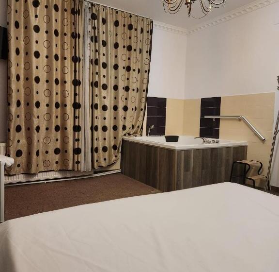 اتاق استاندارد با تخت بزرگ, Luxinn