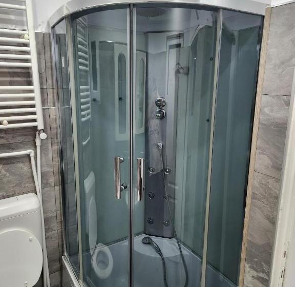 اتاق استاندارد, Luxinn