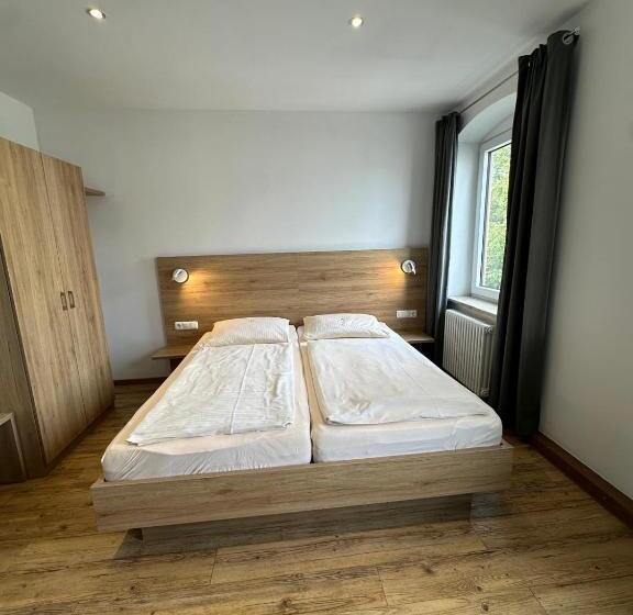 スタンダードルーム, Gasthaus Hotel Neue Post