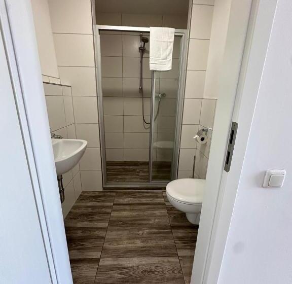 スタンダードルーム, Gasthaus Hotel Neue Post