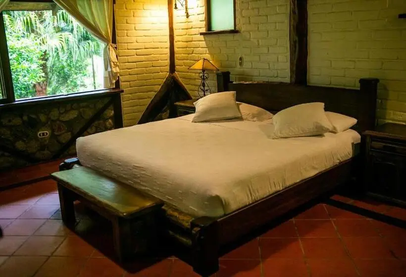 Deluxe Kamer met Kingsize Bed, Arrayan Y Piedra