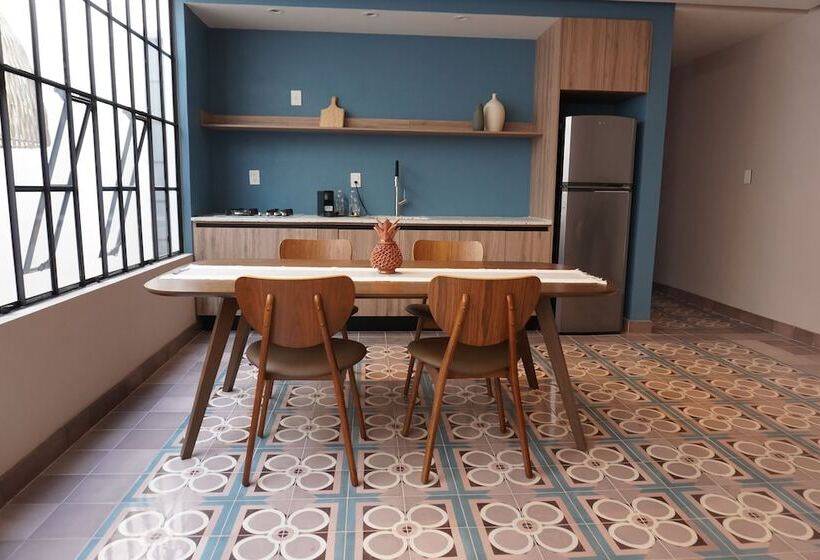 جناح, Casa Martina Guest House