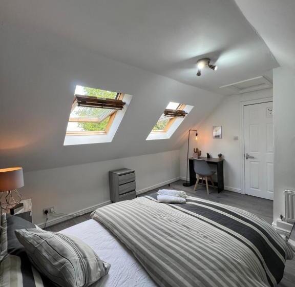 스탠다드 룸 공동 욕실, The Guest House By U&a