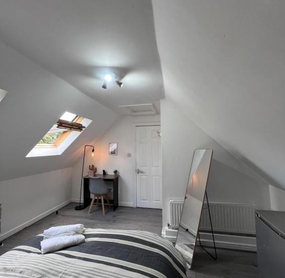 스탠다드 룸 공동 욕실, The Guest House By U&a