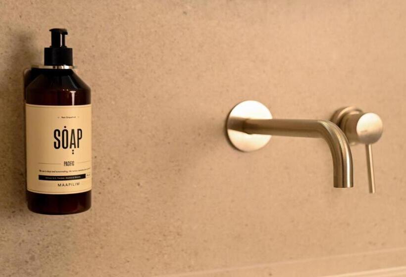 اتاق خانوادگی با چشمانداز دریا, ספרה אילת Sphera Eilat