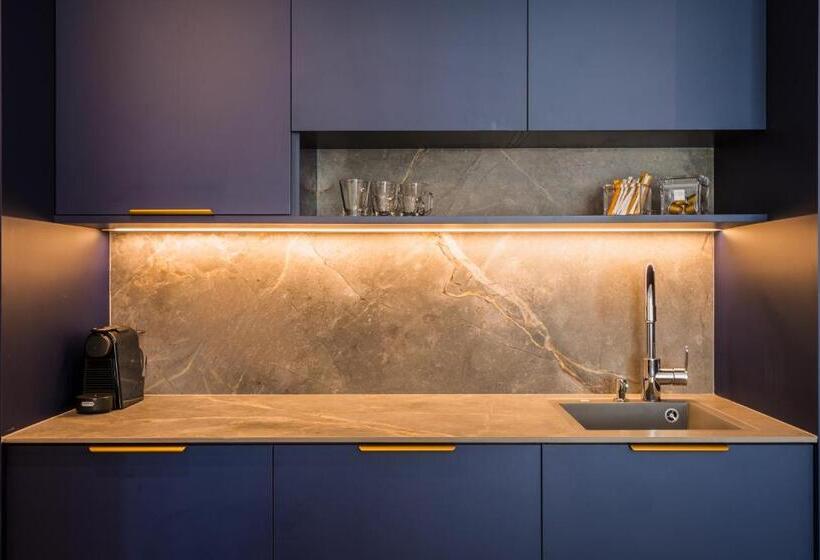 سوییت خانوادگی, ספרה אילת Sphera Eilat