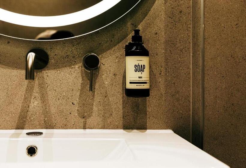 اتاق خانوادگی با چشمانداز کوه, ספרה אילת Sphera Eilat