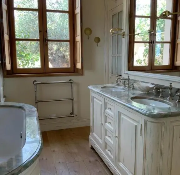 オーシャンビュースタンダードルーム, Villa Céleste