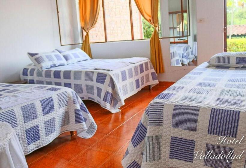 스탠다드 트리플 룸, Valladollyd San Agustín