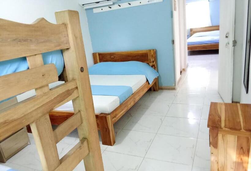 חדר סטנדרט לארבעה, Bamboo Rincon Del Mar