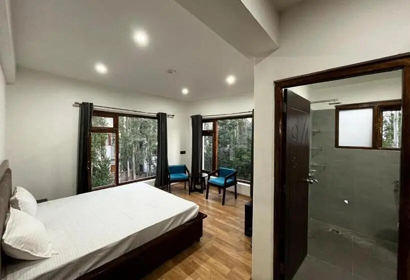 اتاق استاندارد با چشم‌انداز باغ, Barcha Guest House