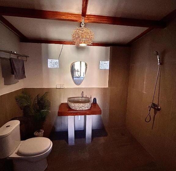 Номер Стандарт Вид на Горы, Damai Bungalows