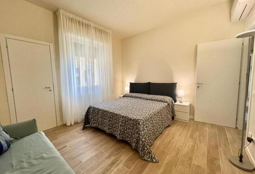 اتاق استاندارد چهار تخته, F&f Rooms