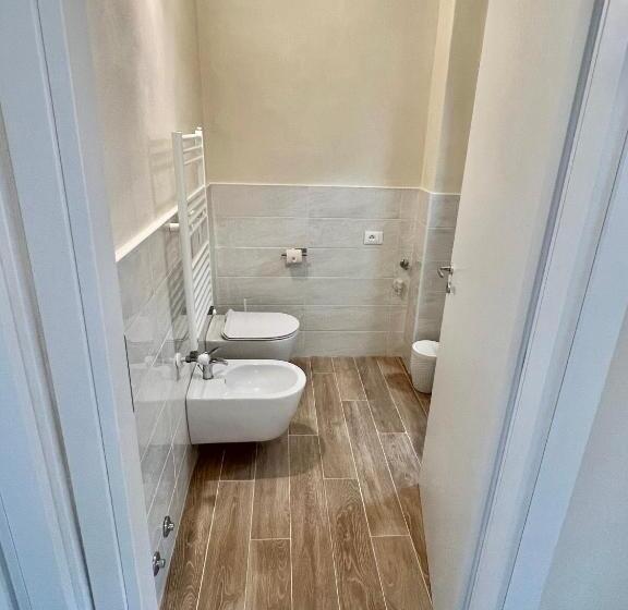 اتاق استاندارد سه نفره, F&f Rooms