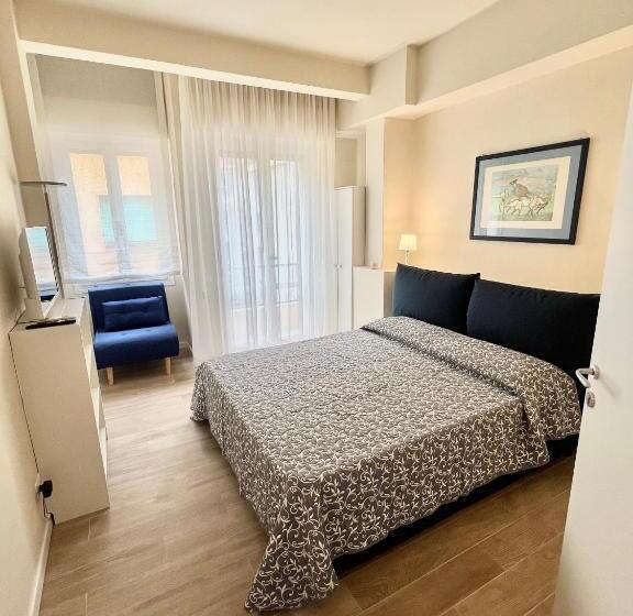 اتاق استاندارد سه نفره, F&f Rooms