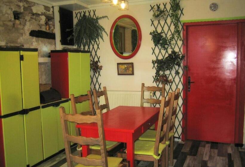 4间卧室的房子, Gîte Et Grange à Jeux Du Bonhomme Bouton