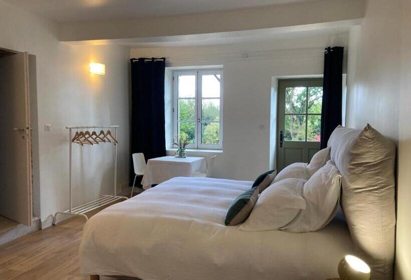 غرفة قياسية مطلّة علي الحديقة, Le Jardin De Marie La Maison D Hôtes Sancerre