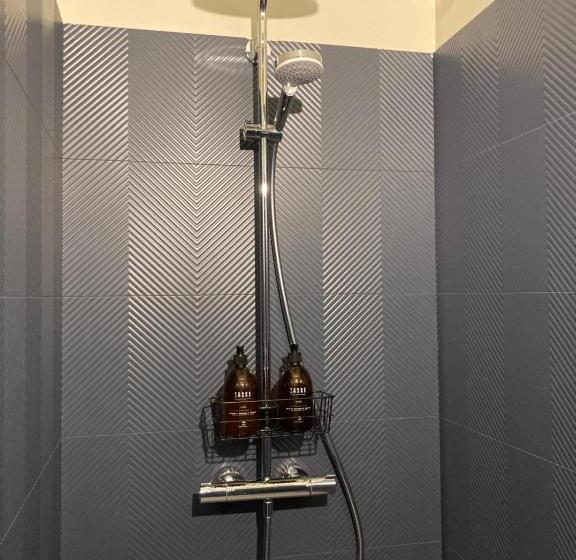 غرفة قياسية مطلّة علي الحديقة, Le Jardin De Marie La Maison D Hôtes Sancerre