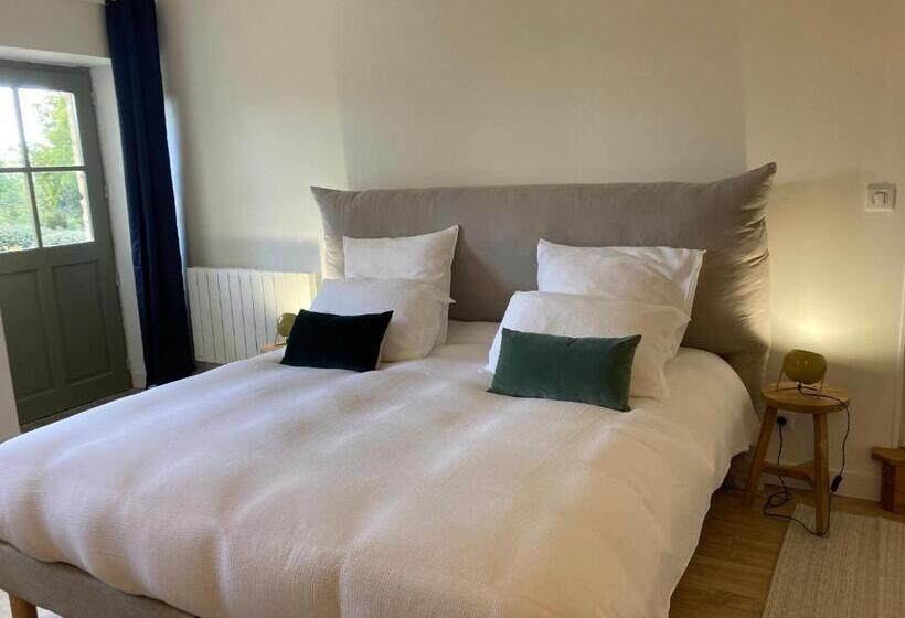 غرفة قياسية مطلّة علي الحديقة, Le Jardin De Marie La Maison D Hôtes Sancerre