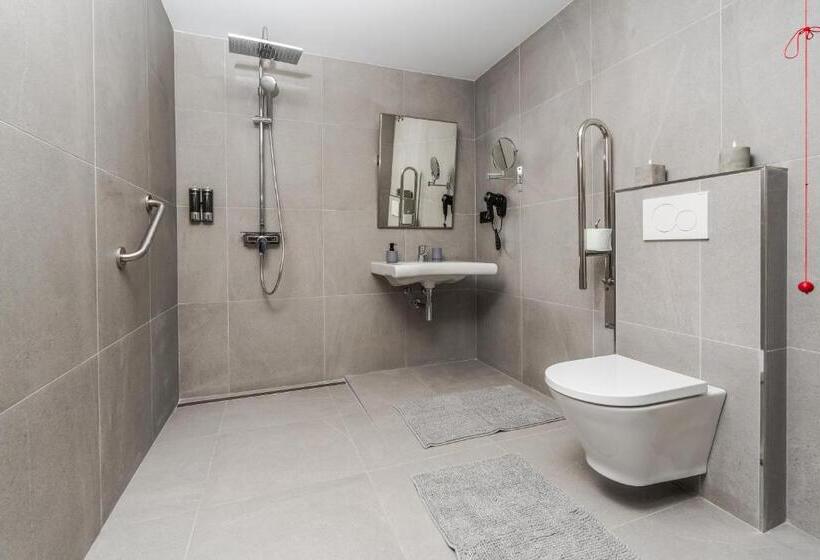 장애인을 위한 스탠다드 룸, Marina Beach 38 Denia