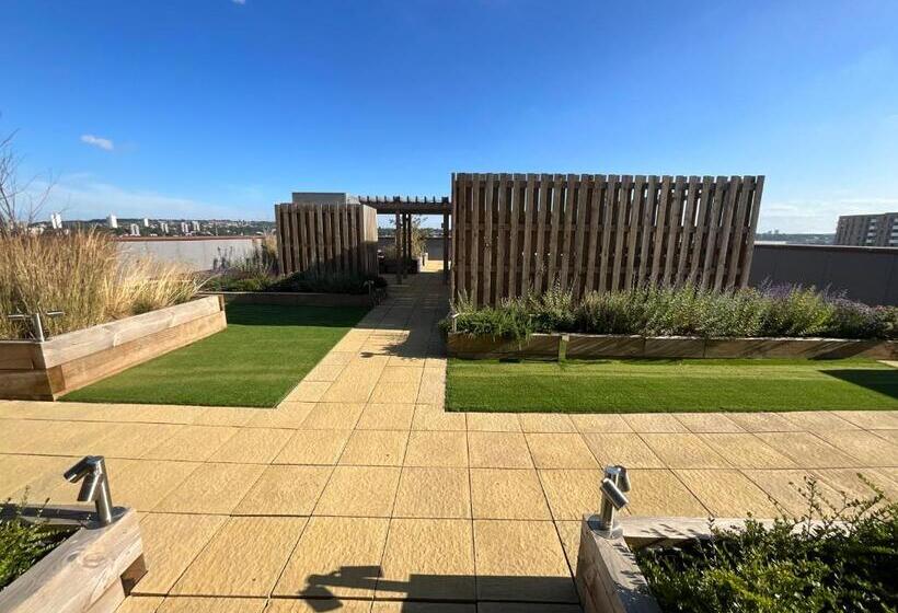 اتاق استاندارد, Riverside Stay Near Canary Wharf   Thames View E16