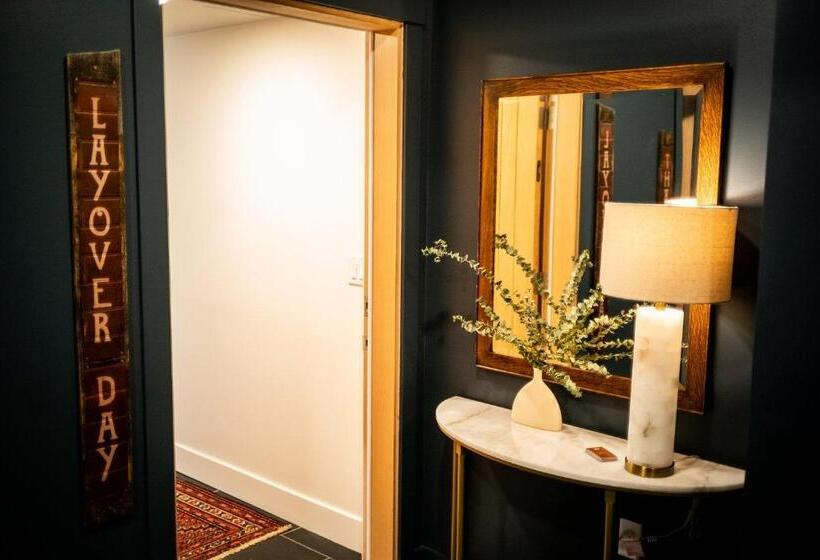 带大床的套房, Shorehouse