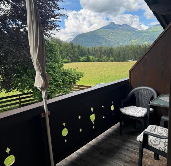 اتاق استاندارد با بالکن, Doppelzimmer Lärchenhof