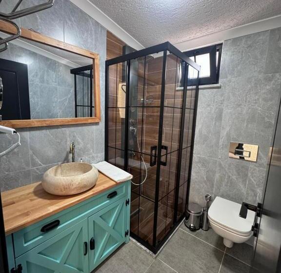 Номер Стандарт с Балконом, Ados Otel