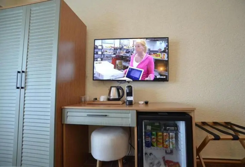 バルコニー付きスタンダードルーム, Ados Otel