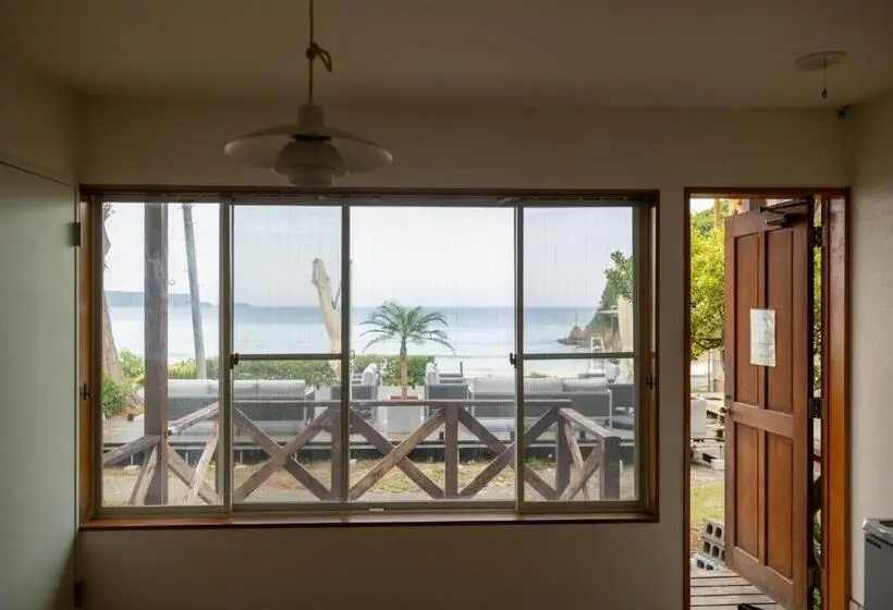 スタンダードトリプルルーム, Beach Front Seretis