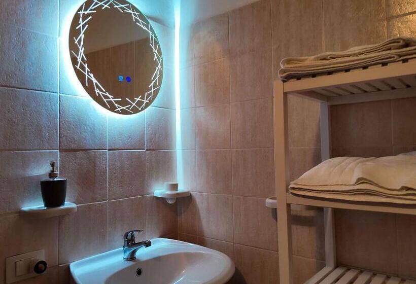 חדר סטנדרט לארבעה, Nel Bosco Di Giove   Albergo Diffuso