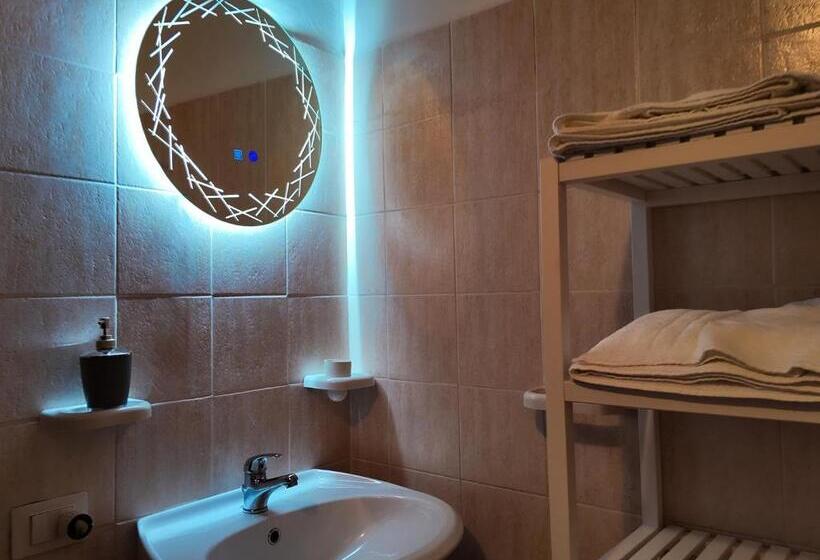 חדר סטנדרט לארבעה, Nel Bosco Di Giove   Albergo Diffuso