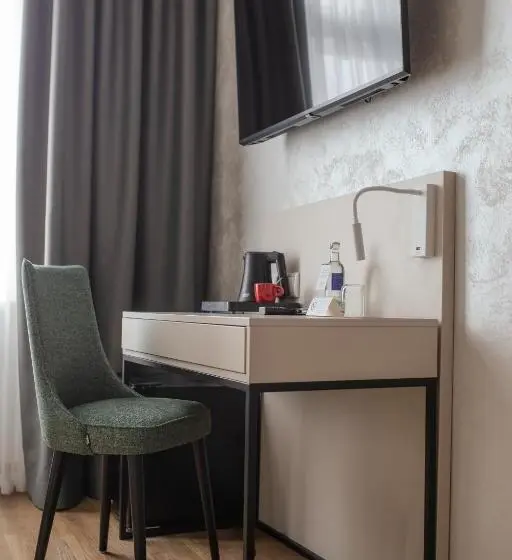 庭の見えるシングルルーム, Boutique Hotel Weisses Haus Art
